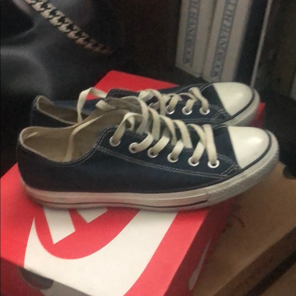 Chucks - Picture 8 of 8